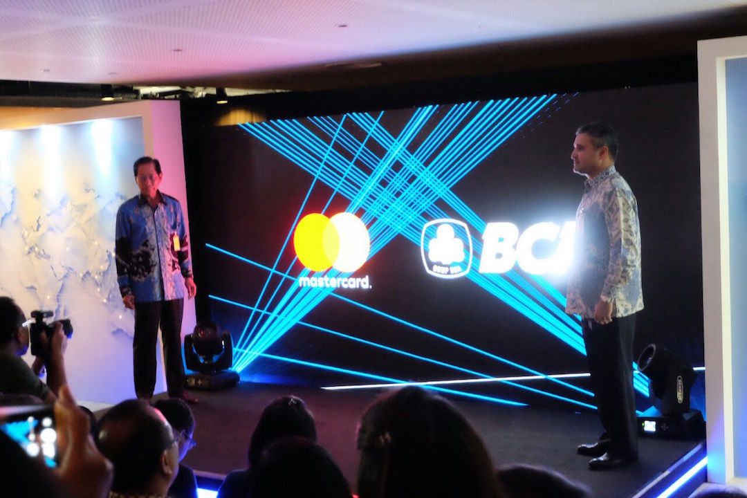 Akhirnya BCA Punya Mastercard! Akhirnya BCA Punya Mastercard!