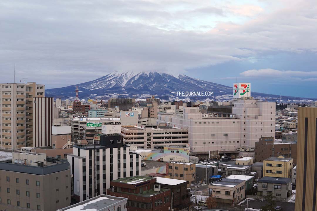 Liburan Impian: ke Jepang Bareng Suami Naik Business Class