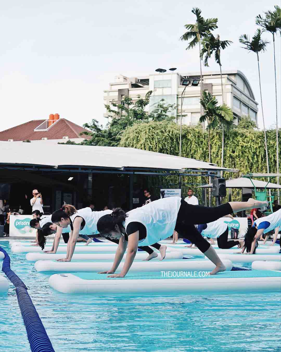 Nyobain Floating Yoga Bareng Pristine 8+